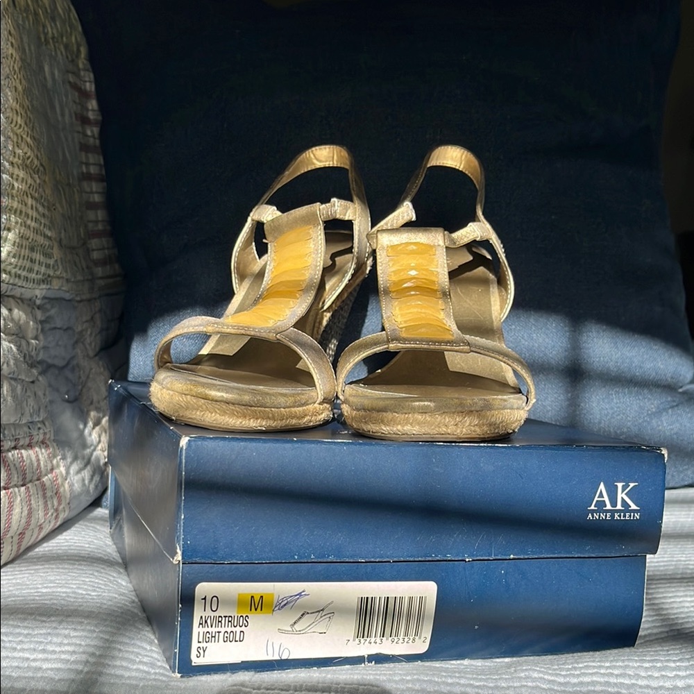 Anne Klein Gold Wedge Sandals with Metallic Accent